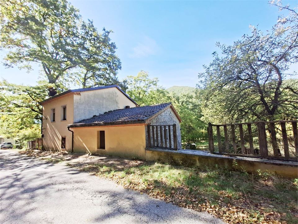 Casa indipendente in vendita a Carovilli