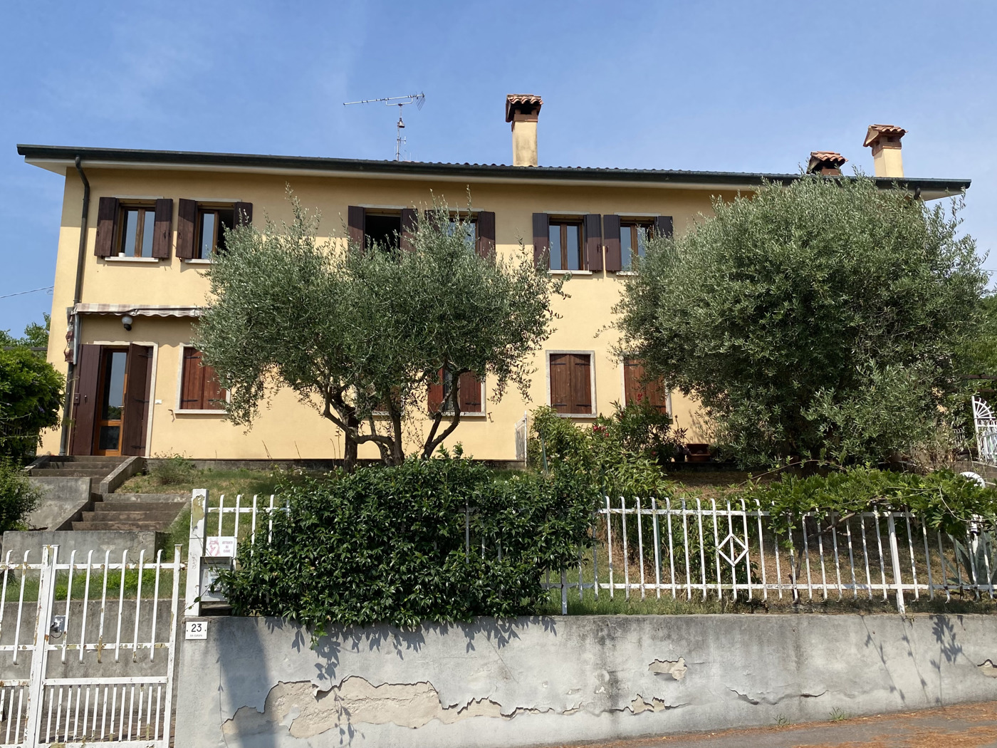 Villa Bifamiliare con giardino a Este