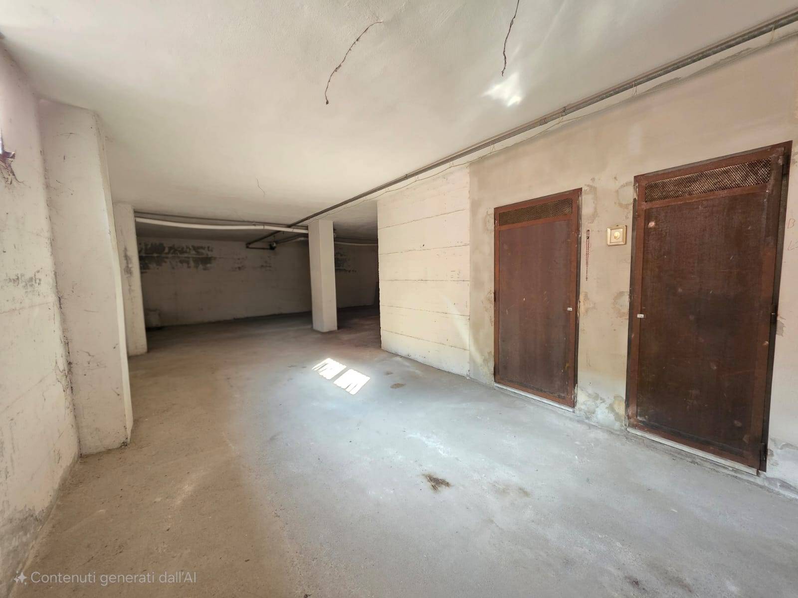 Locale commerciale in vendita a Orta di Atella