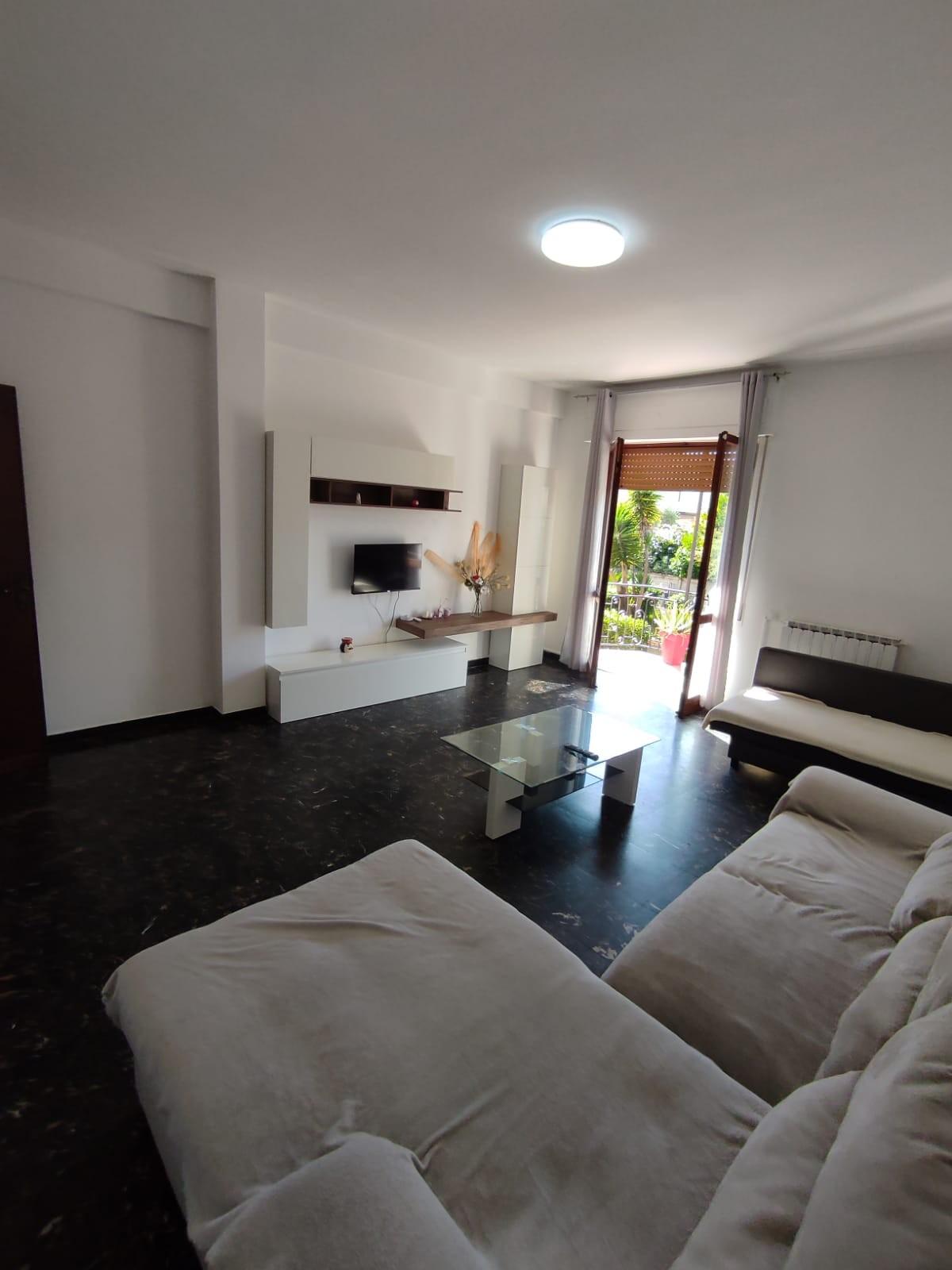 Appartamento arredato in affitto, Carrara marina di