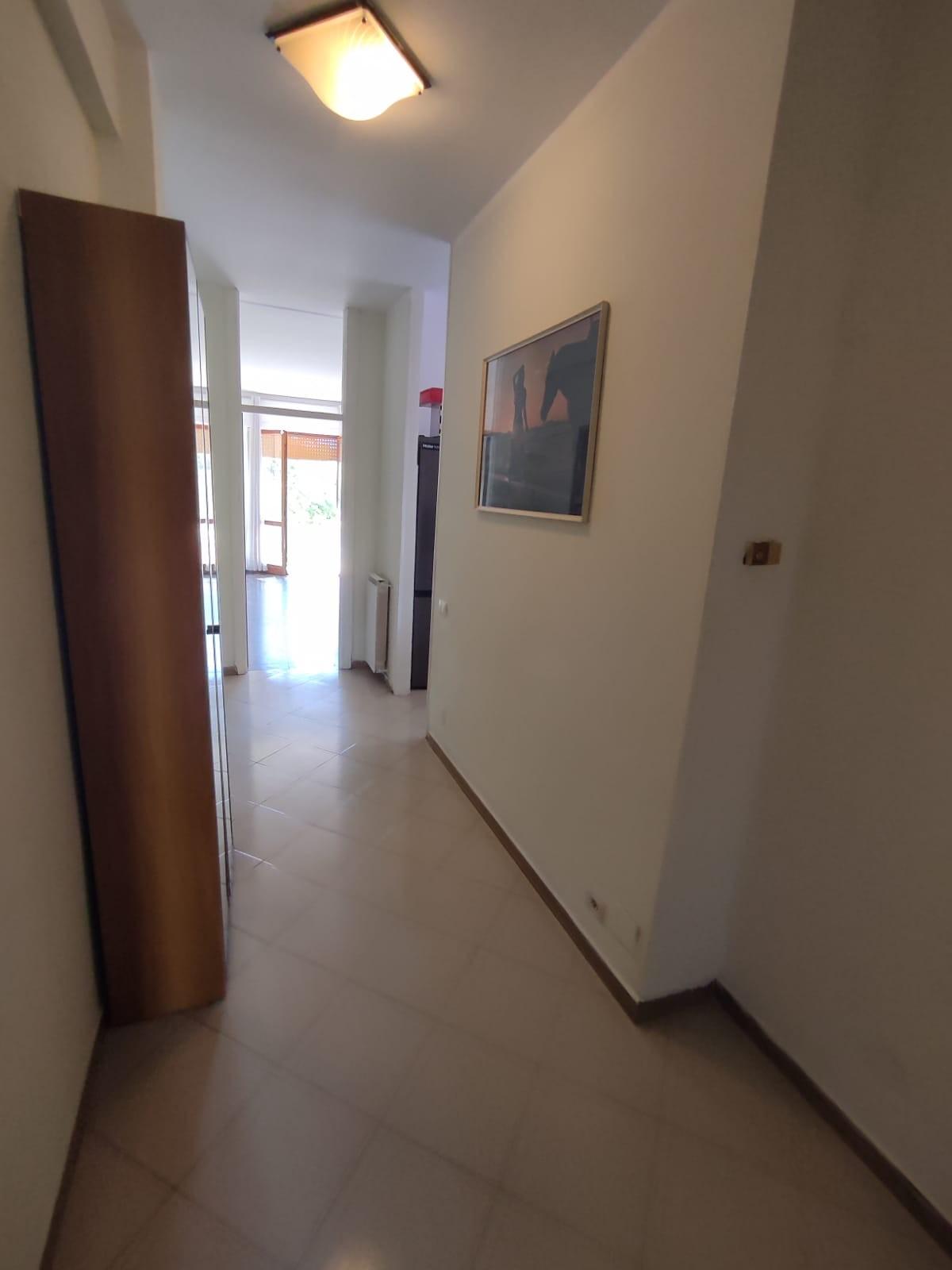 Appartamento arredato in affitto, Carrara marina di