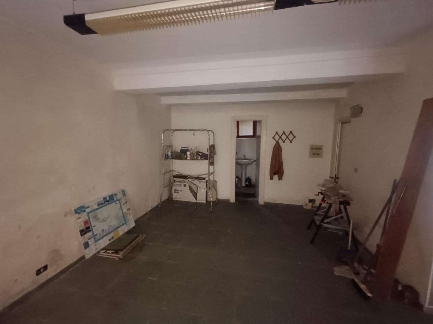 Laboratorio in vendita, Carrara avenza