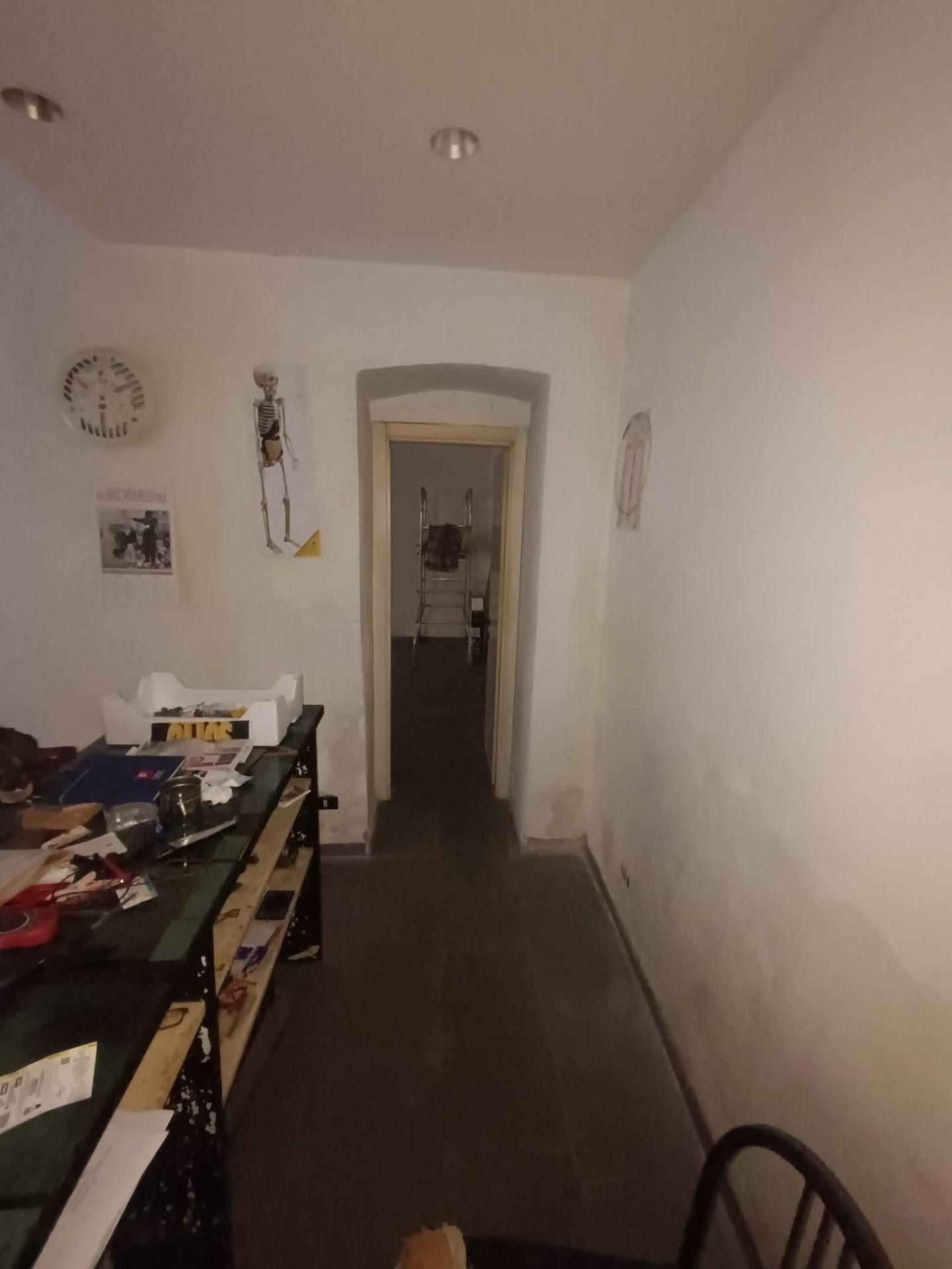 Bilocale da ristrutturare, Carrara avenza