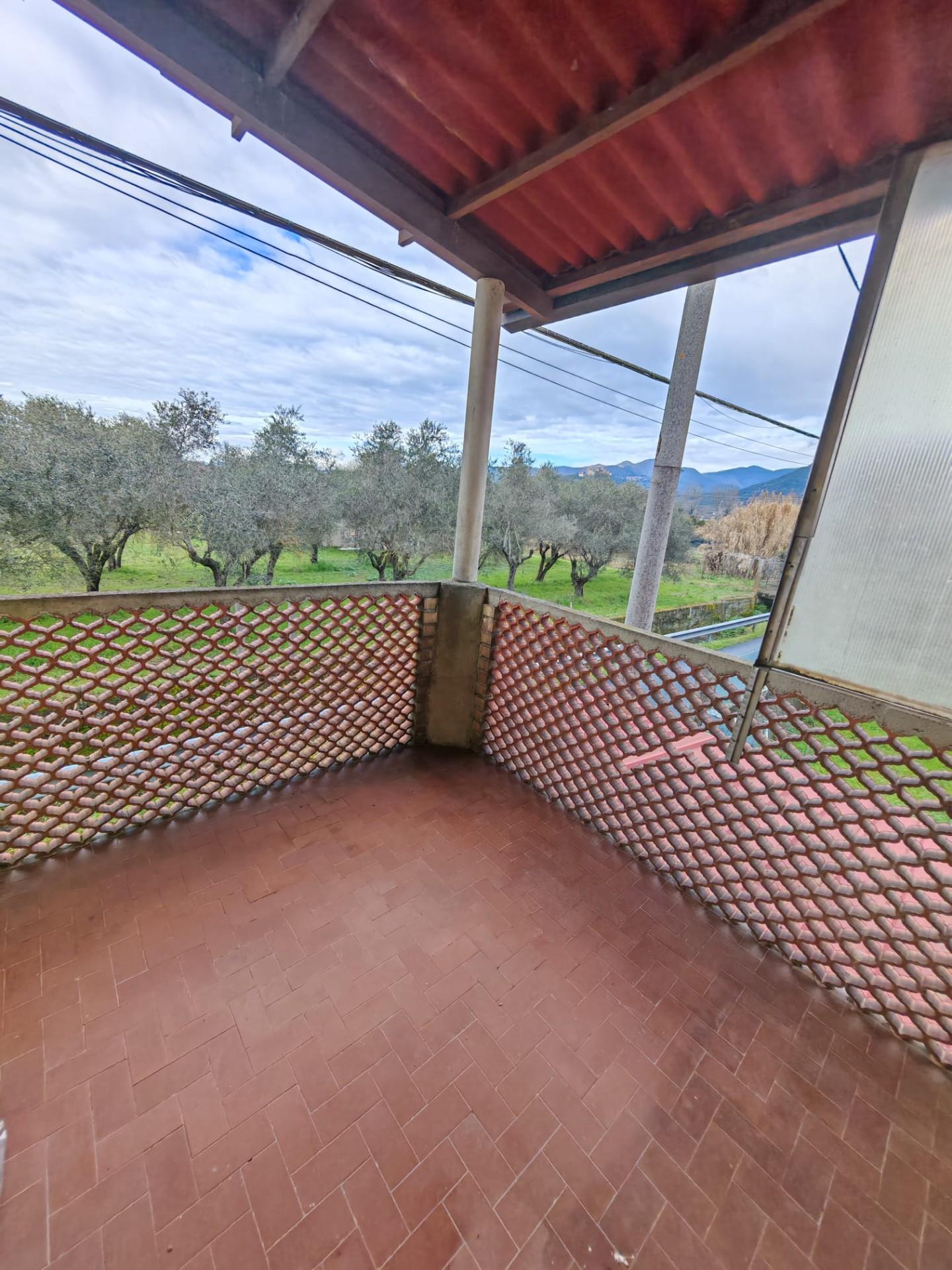 Casa indipendente da ristrutturare, Carrara avenza