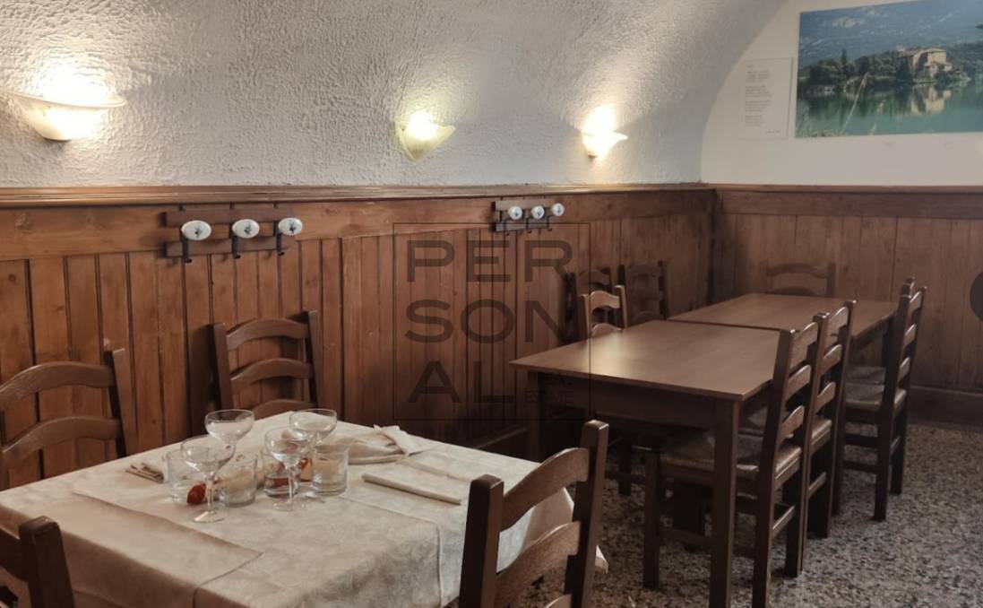 Ristorante in vendita a Trento, Centro storico