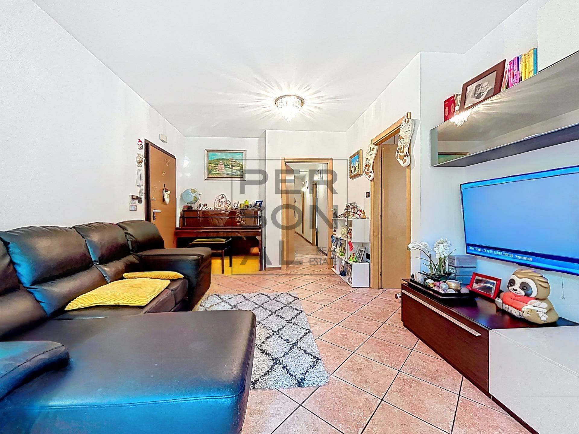 Appartamento in vendita a Rover della Luna