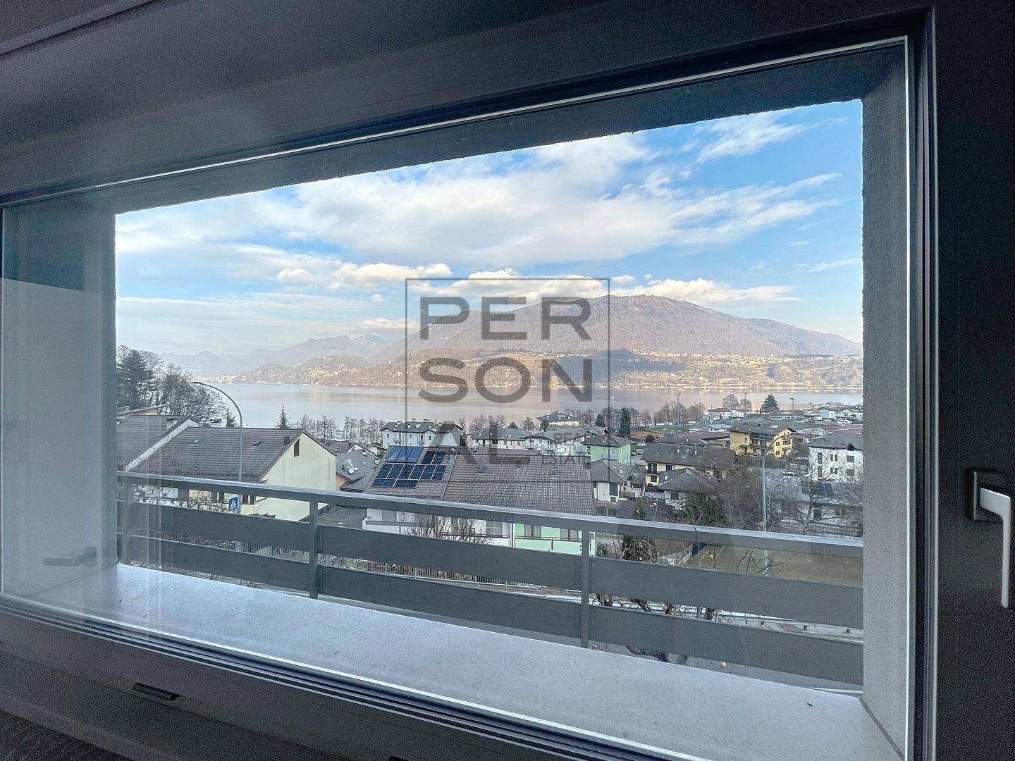 Villa in vendita a Calceranica al Lago, Calceranica