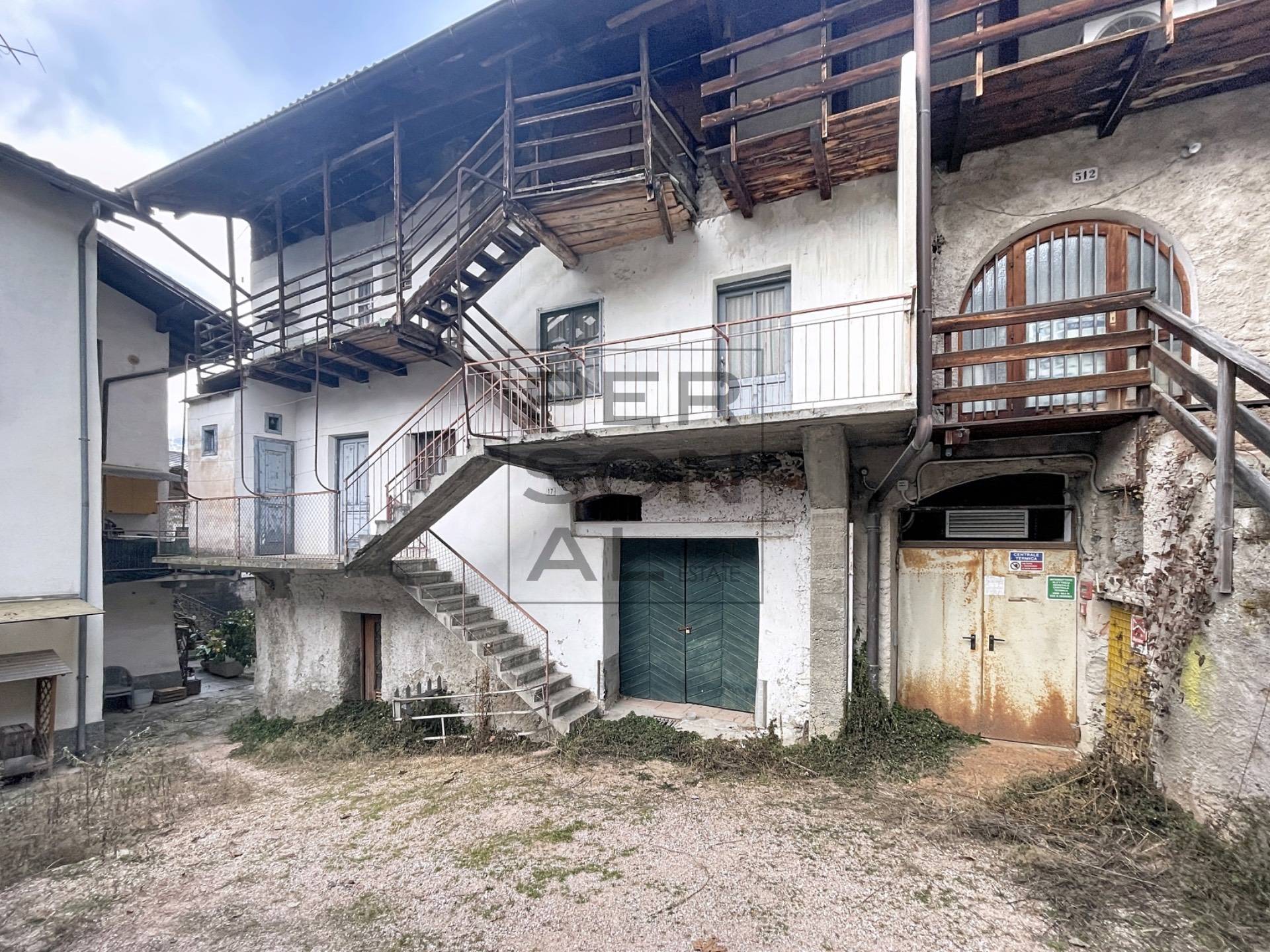 Porzione Casa in vendita a Levico Terme, Levico