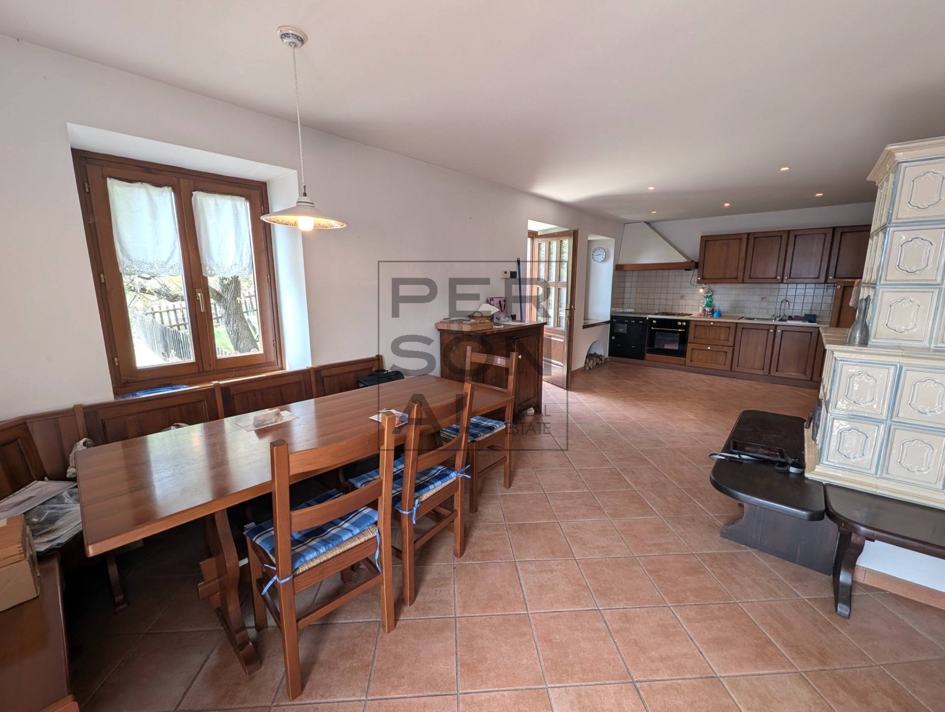 Appartamento in vendita a Terragnolo