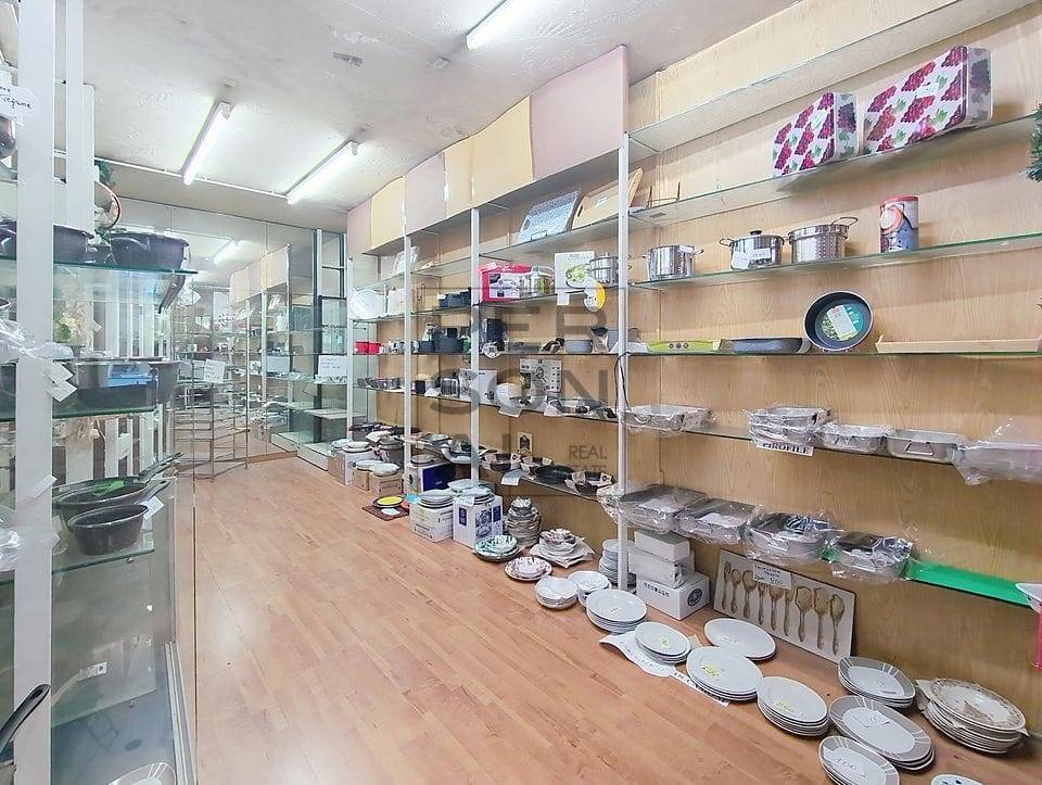 Negozio in vendita a Trento, Centro storico