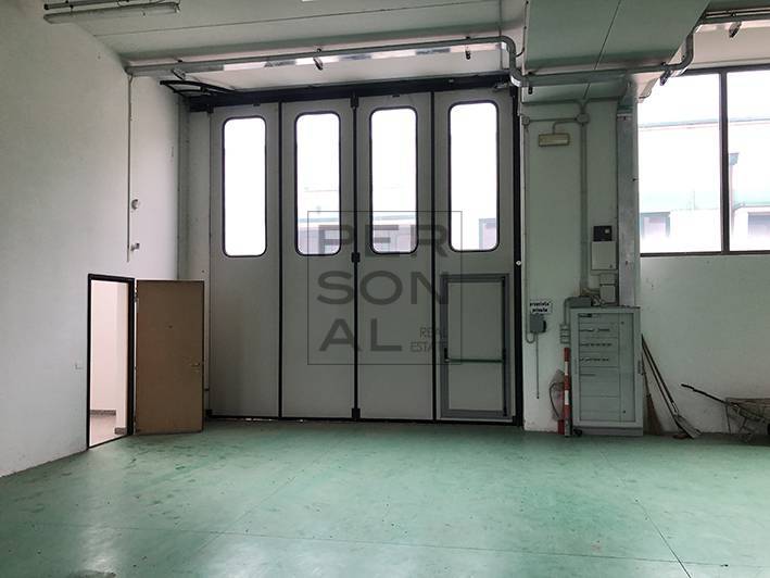 Capannone in vendita a Altopiano della Vigolana, Vattaro