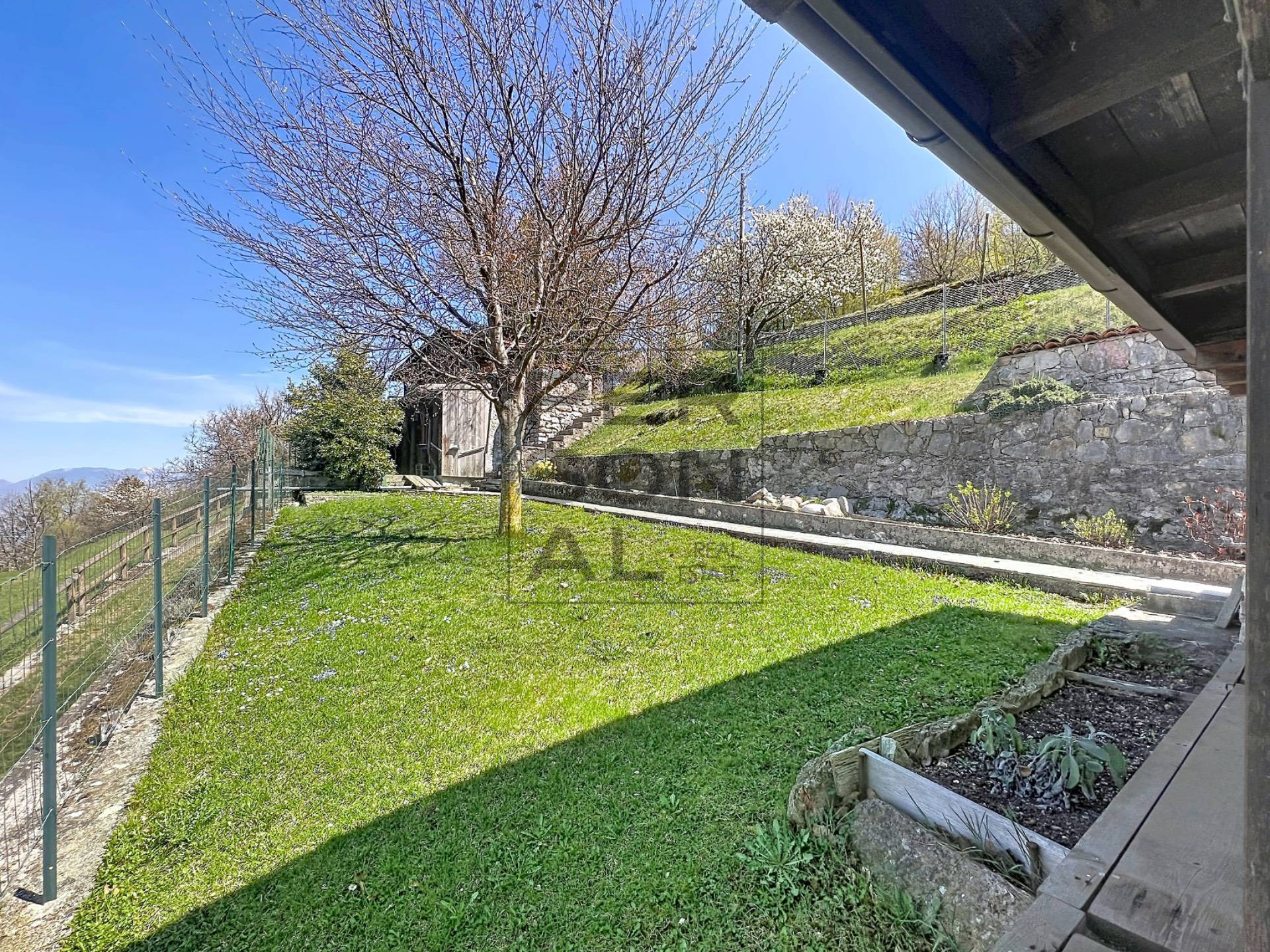 Casa Singola in vendita a Brentonico, Saccone