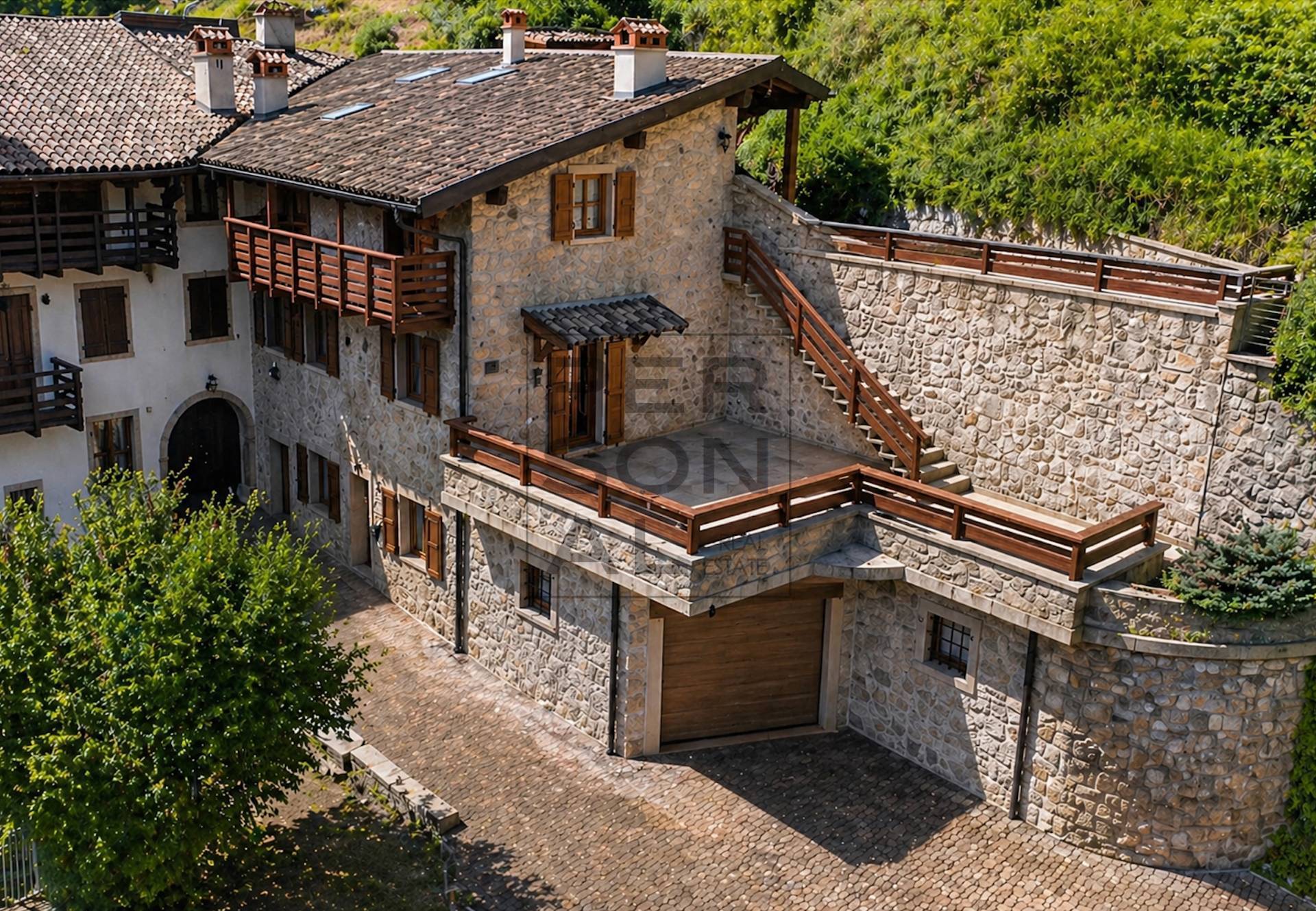 Porzione Casa in vendita a Cavedine