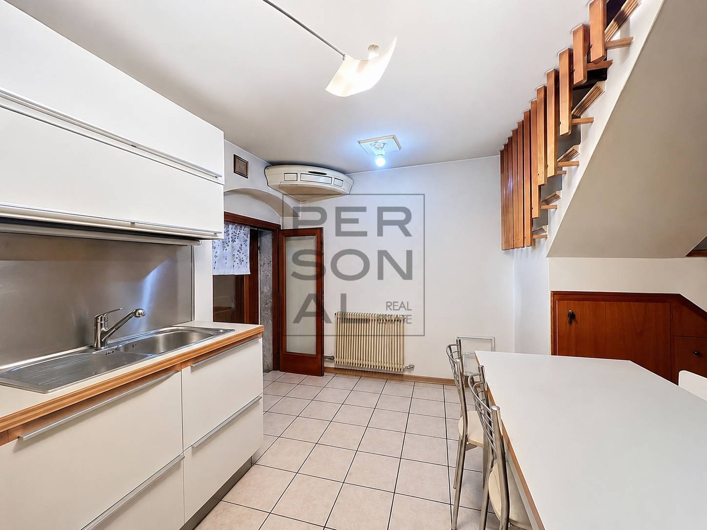 Porzione Casa in vendita a Ala, Sdruzzin