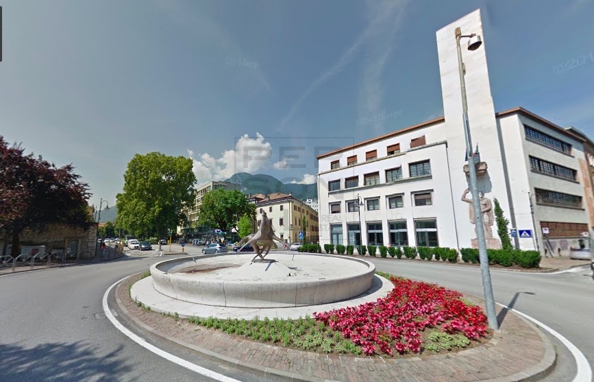 Ufficio in affitto a Trento, Centro storico