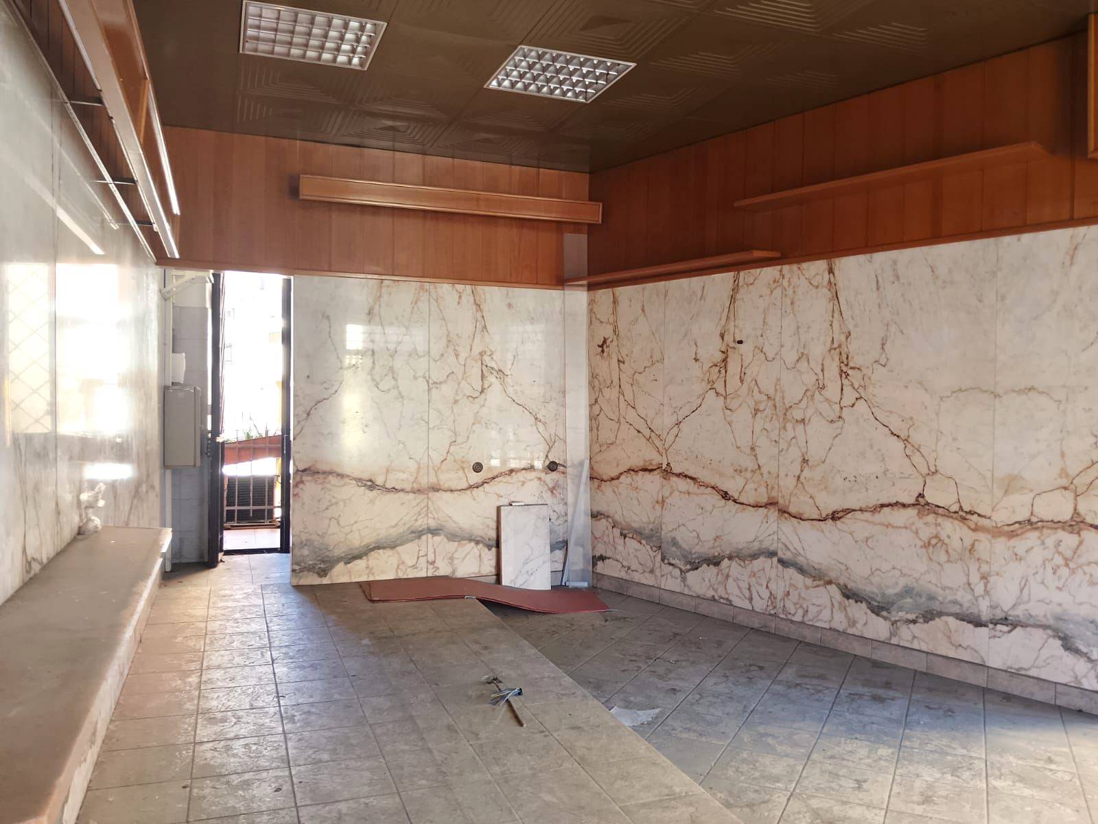 Locale commerciale in vendita a Nichelino