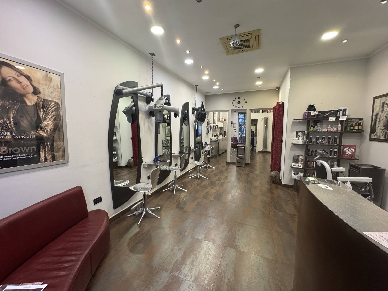 Locale commerciale in vendita a Torino, Centro