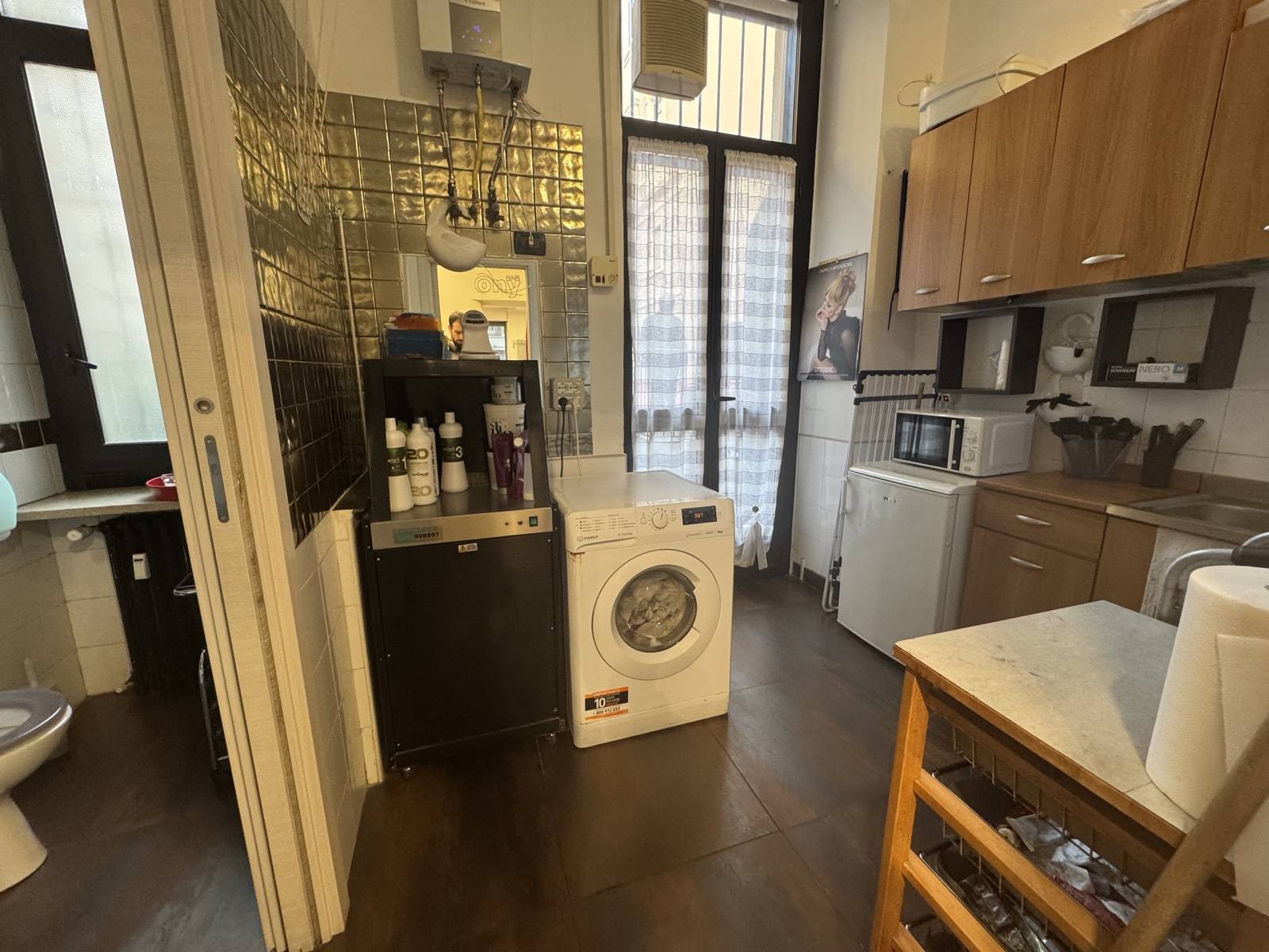 Locale commerciale in vendita a Torino, Centro