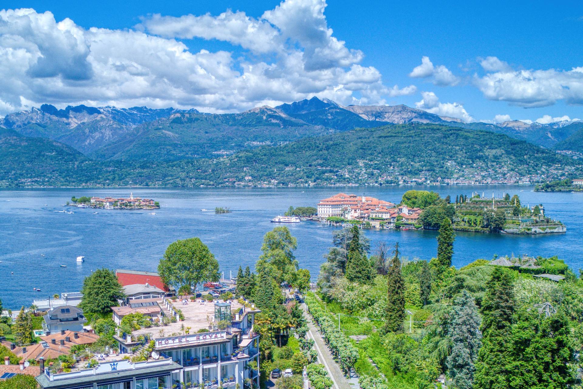 Villa in vendita a Verbania