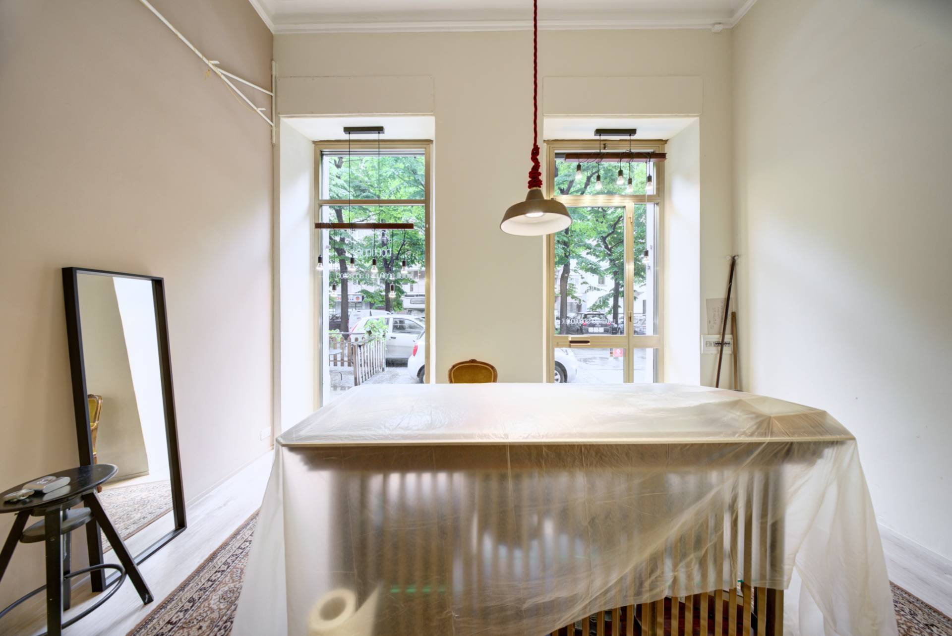 Locale commerciale in affitto a Torino, Cit Turin