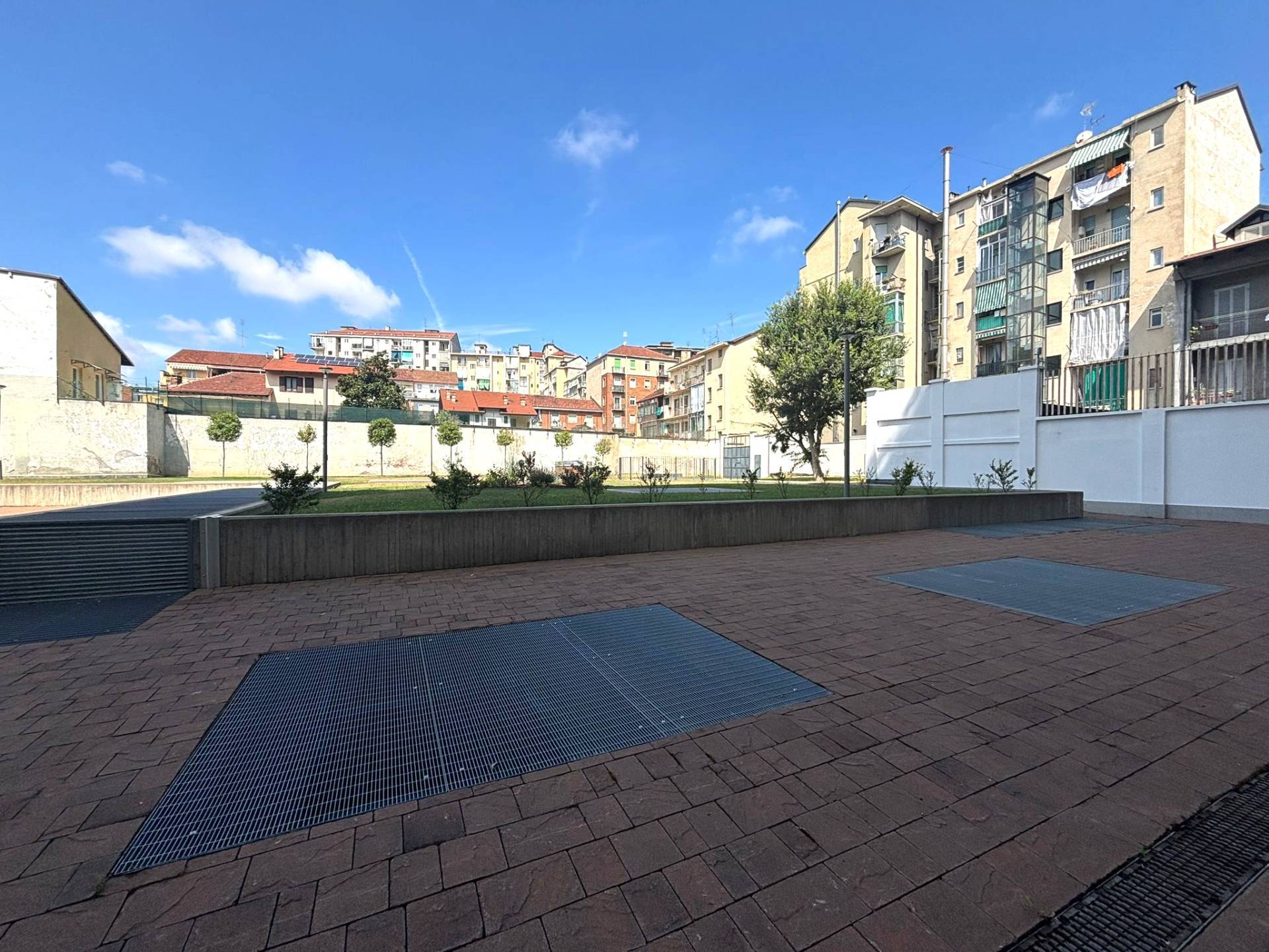 Box o garage in vendita a Torino, Parella