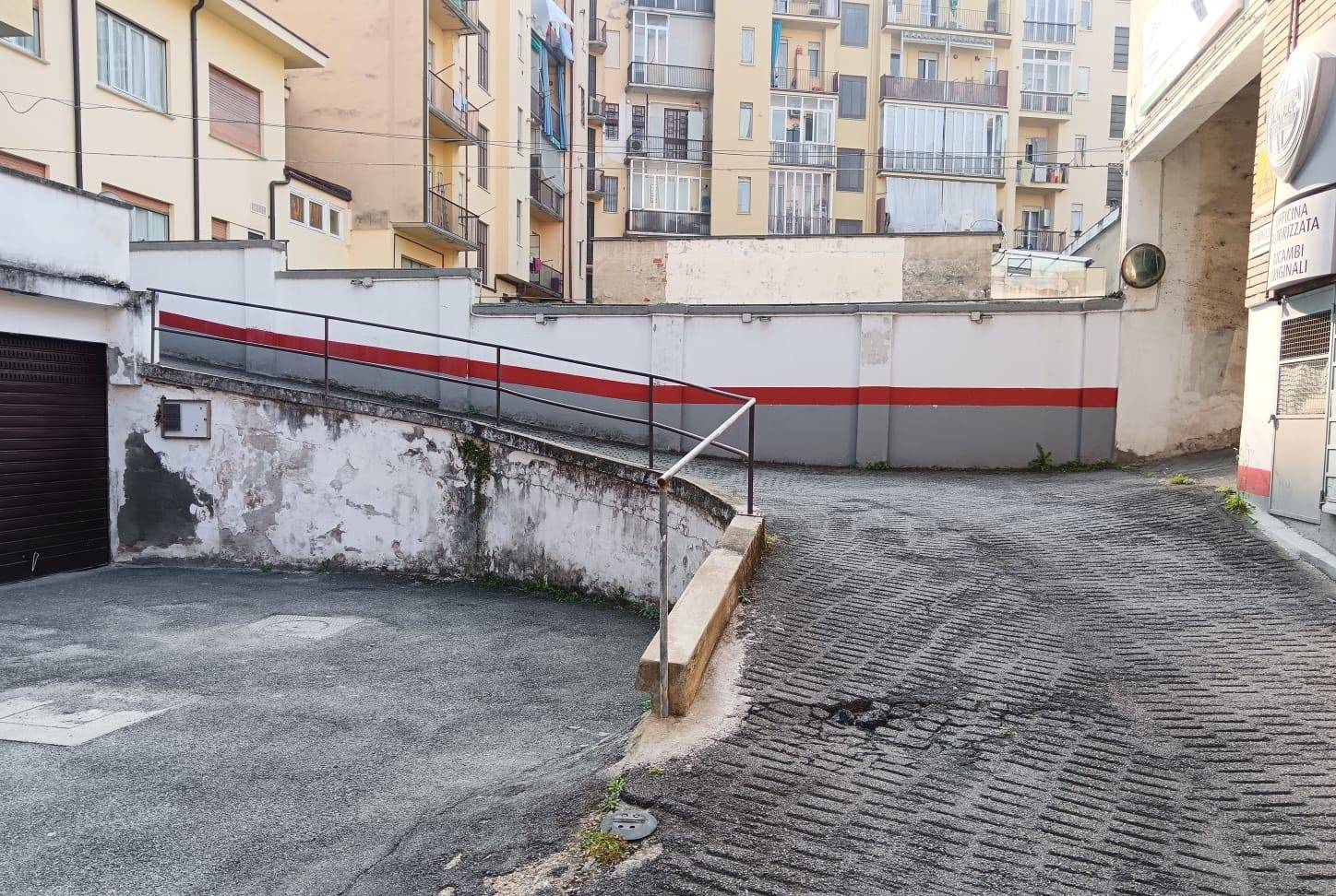 Box o garage in affitto a Torino, Vanchiglietta