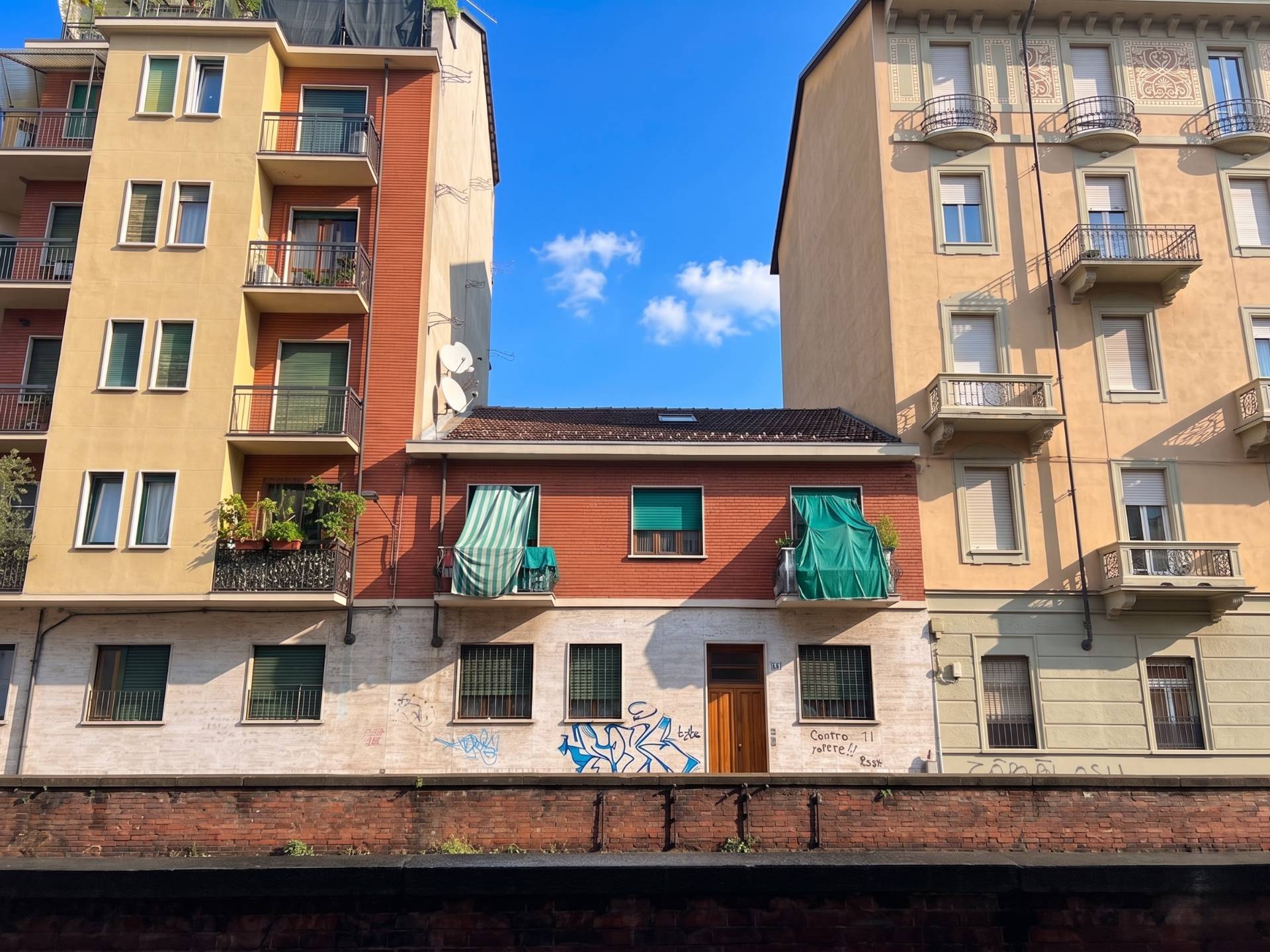 Stabile / Palazzo in vendita a Torino, Aurora