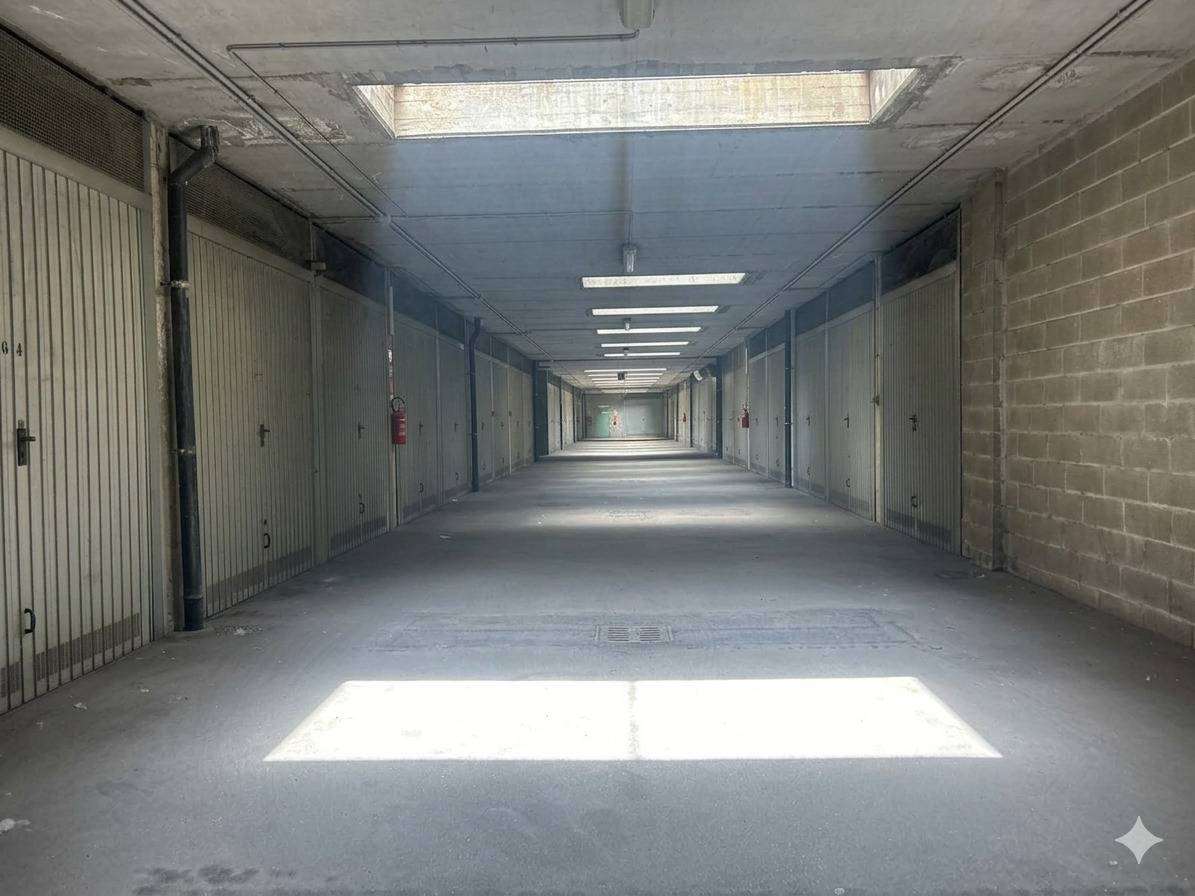 Box o garage in vendita a Torino, Cenisia