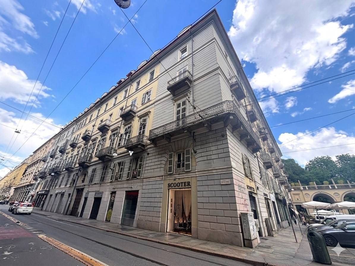 Appartamento in vendita a Torino, Centro