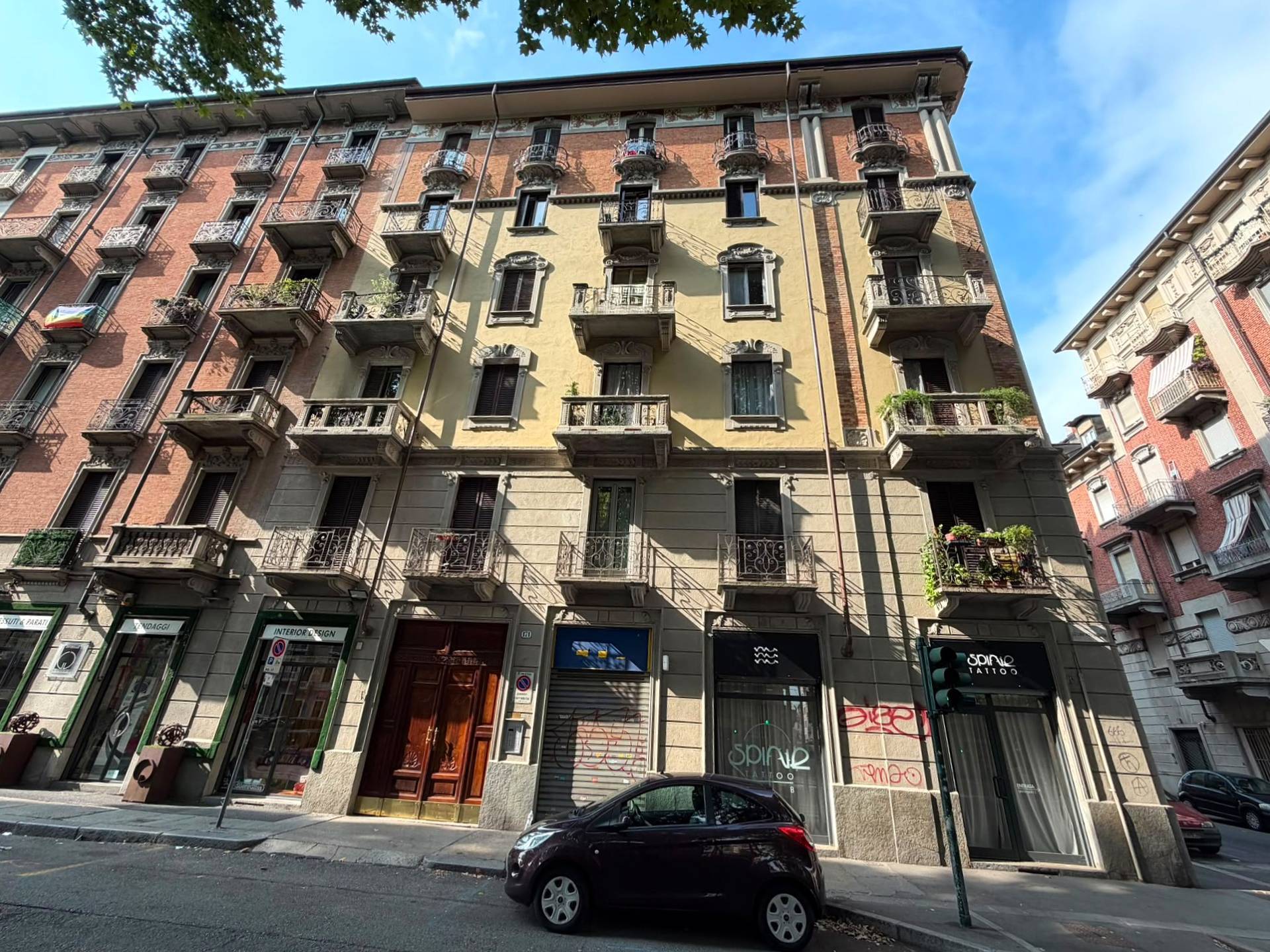 Locale commerciale in affitto a Torino, San Donato