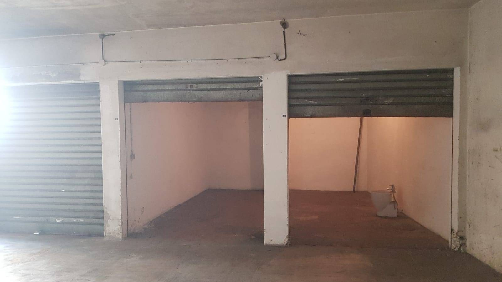 Box o garage in vendita a Torino, Cenisia