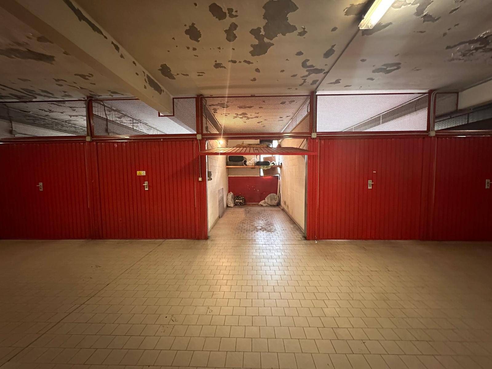 Box o garage in vendita a Torino, Cenisia