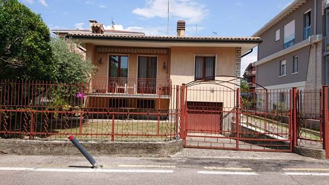 Casa singola in vendita a Bardolino