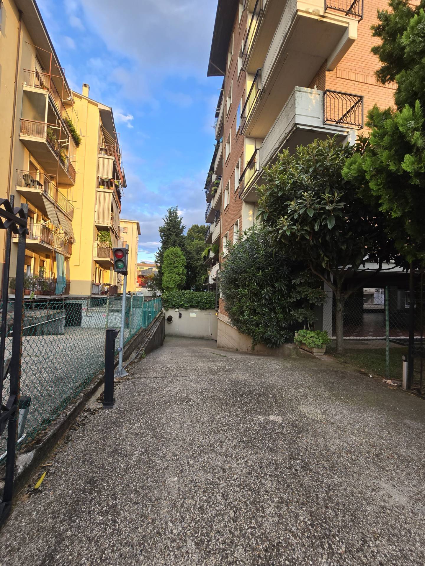 Box o garage in vendita a Verona