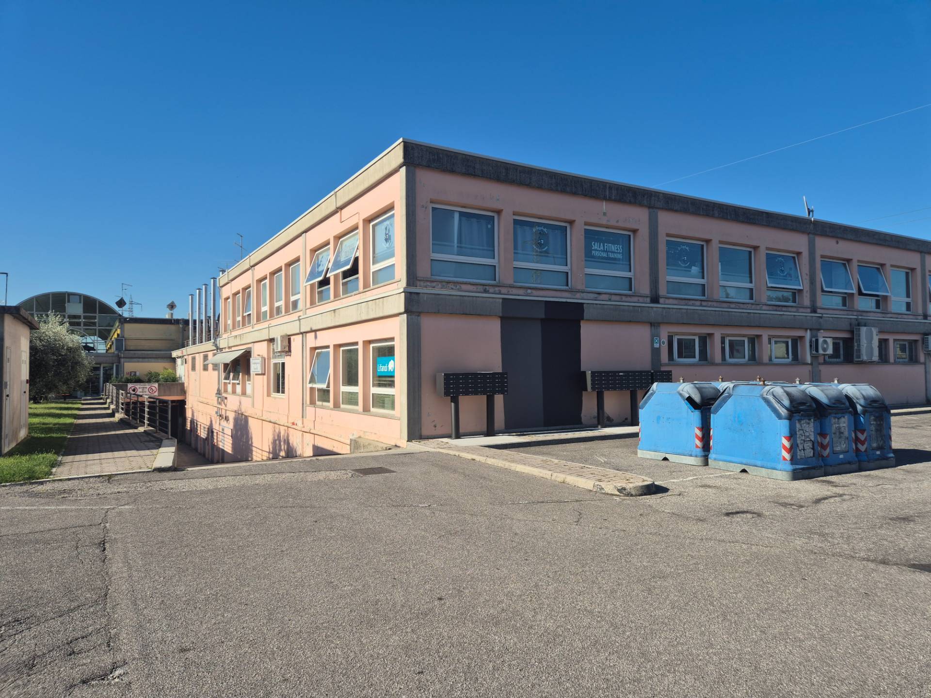 Magazzino in vendita a Affi