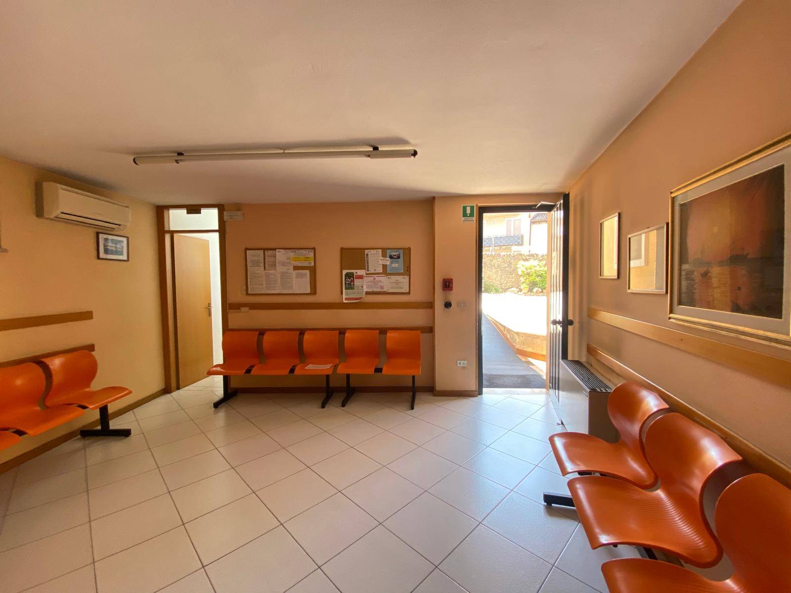 Studio/Ufficio in vendita a Sant'Ambrogio di Valpolicella, Domegliara