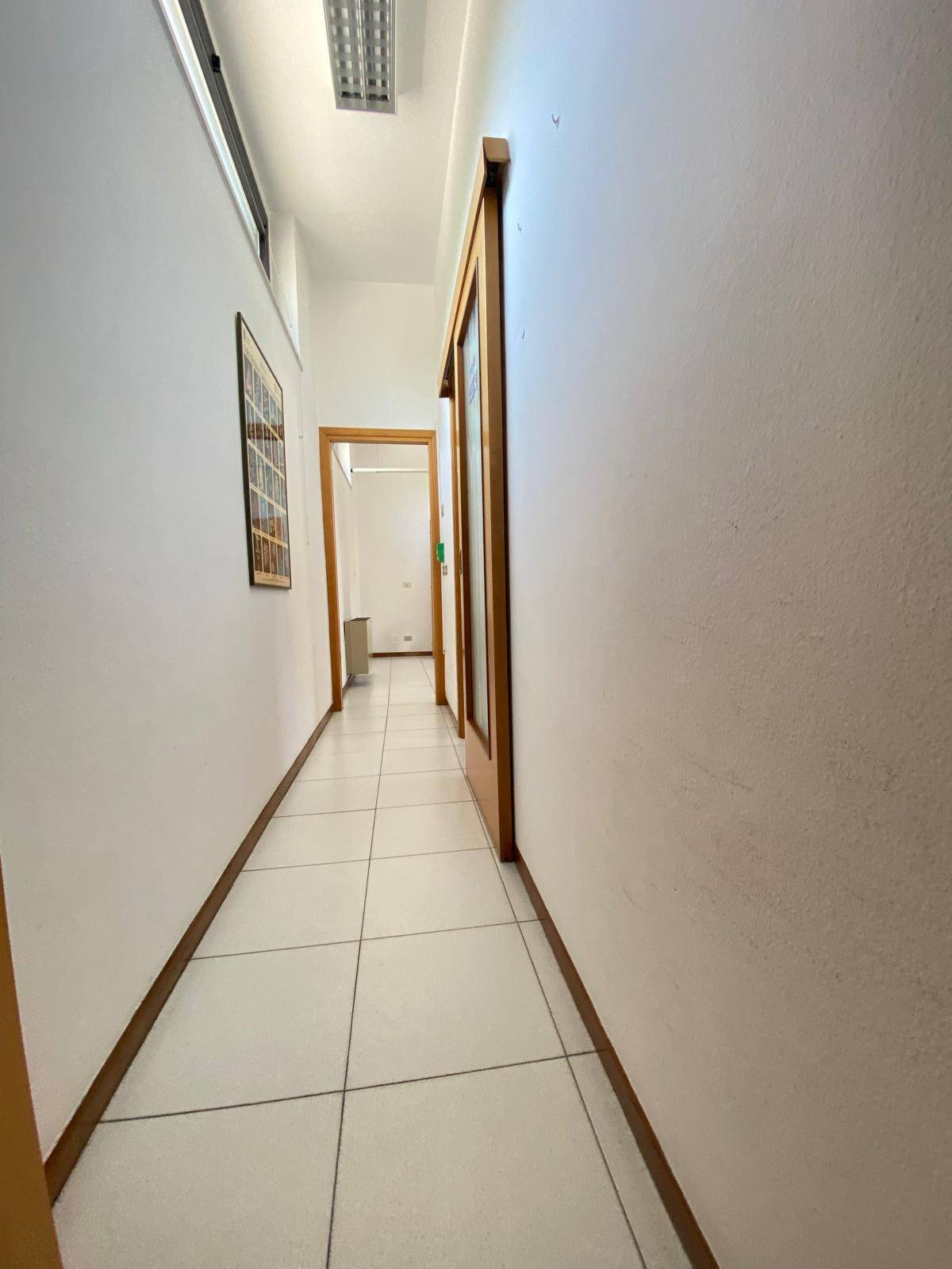 Studio/Ufficio in vendita a Sant'Ambrogio di Valpolicella, Domegliara