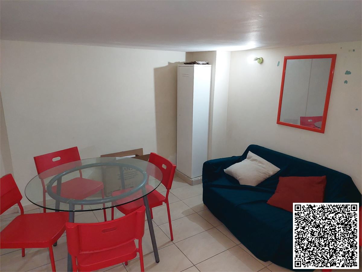 Monolocale in affitto, Napoli avvocata