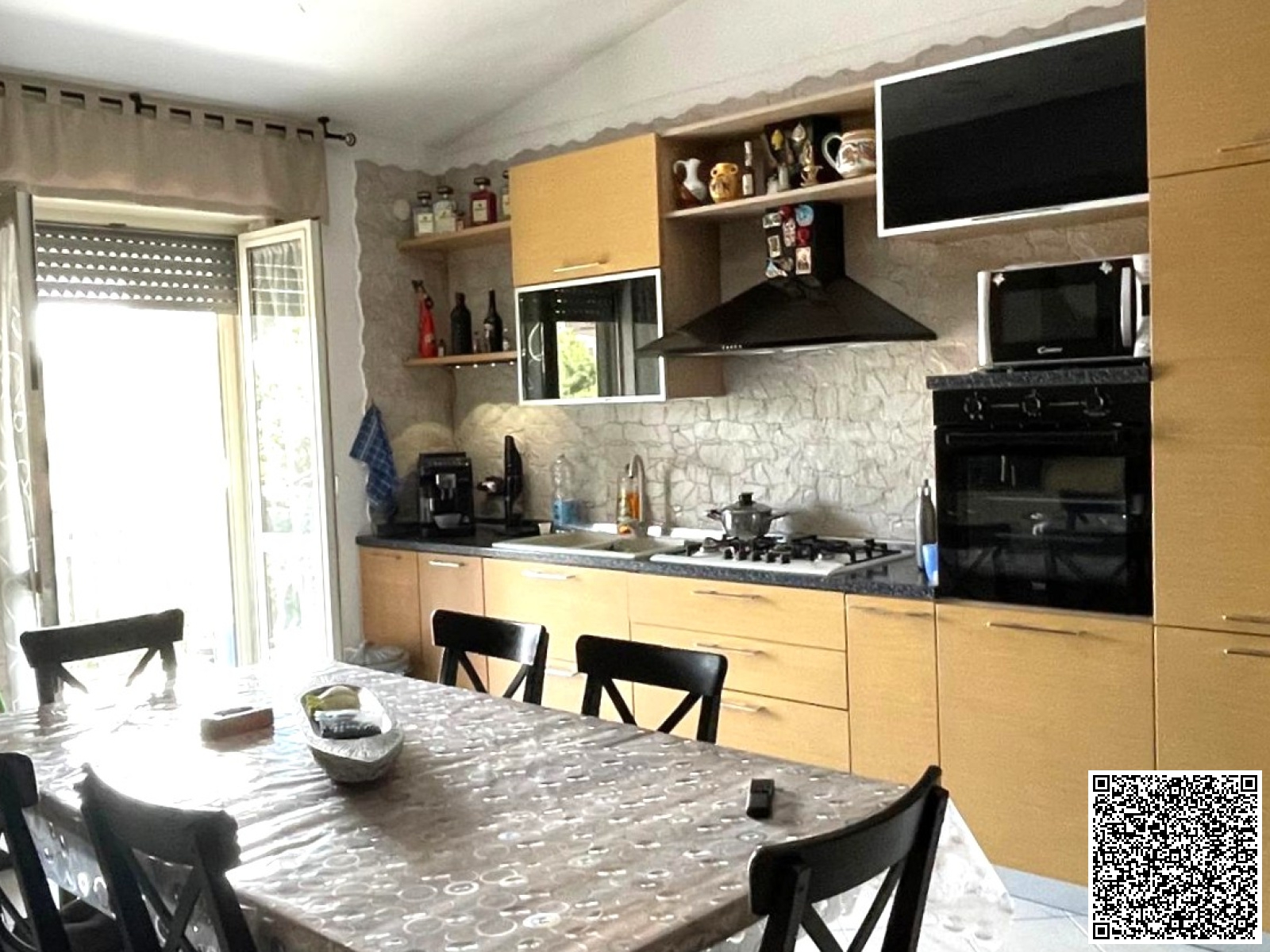 Quadrilocale in vendita a Melito di Napoli