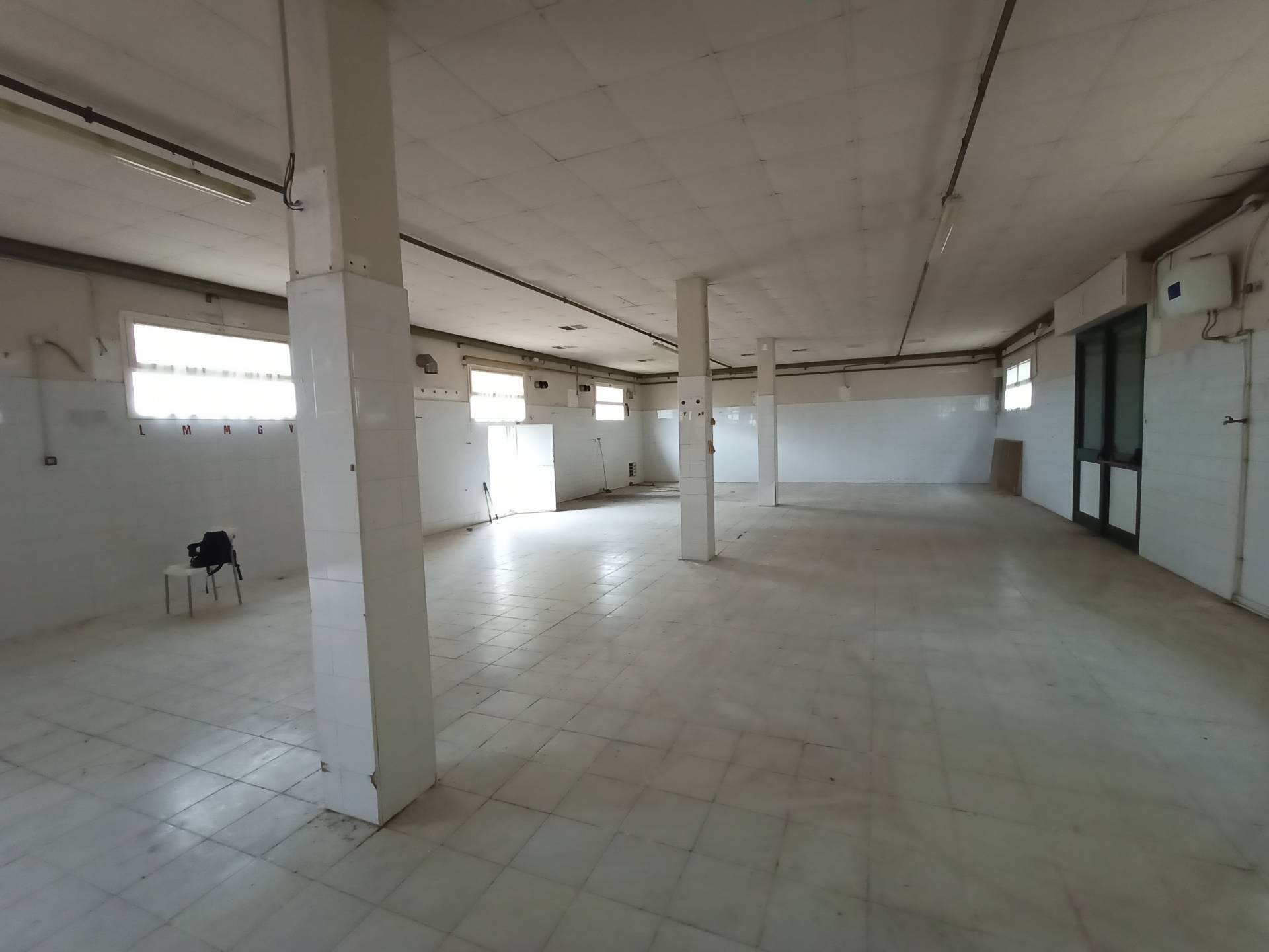 Locale commerciale in vendita a Ponsacco