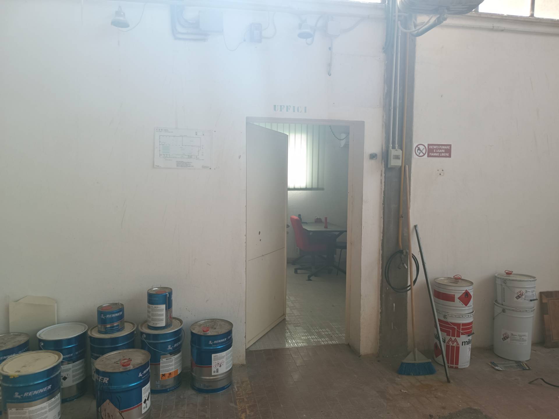 Capannone in vendita a Ponsacco