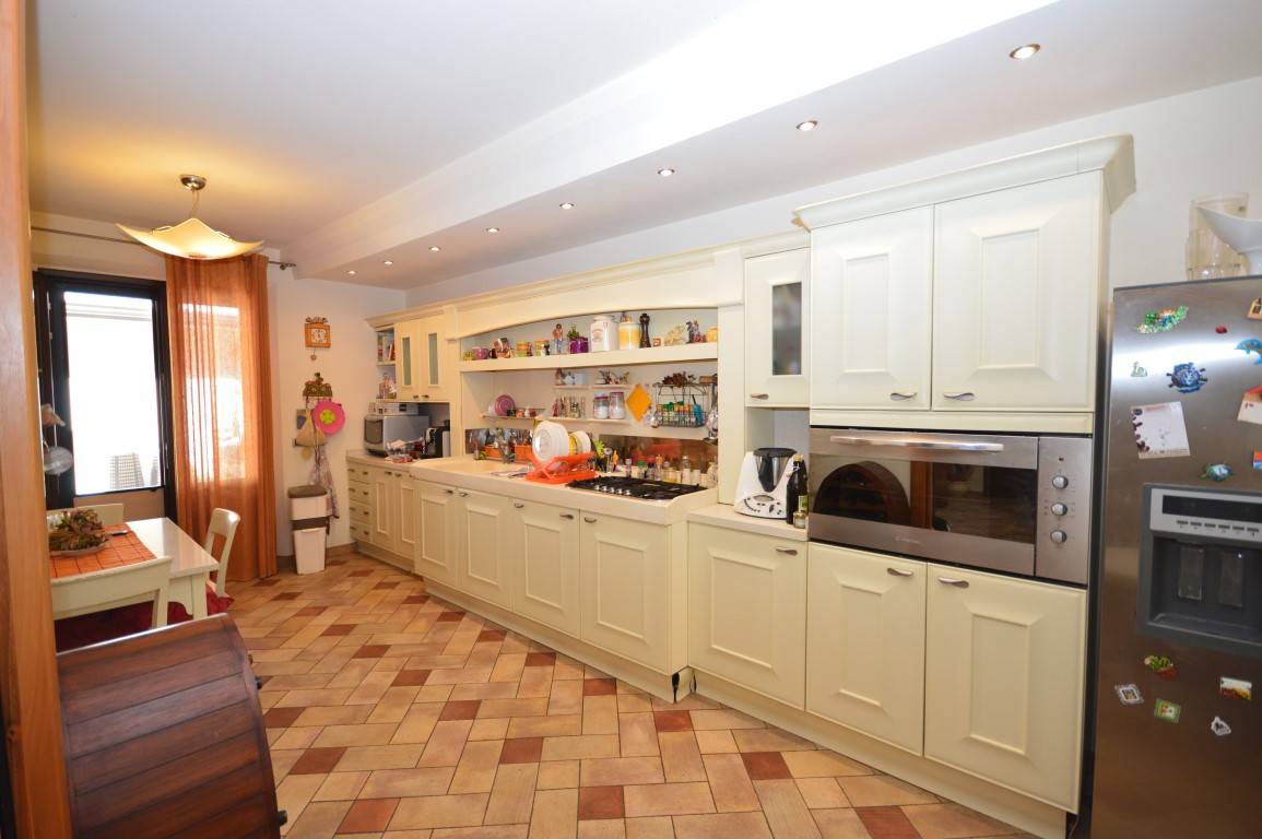 Villa in vendita a Collesalvetti