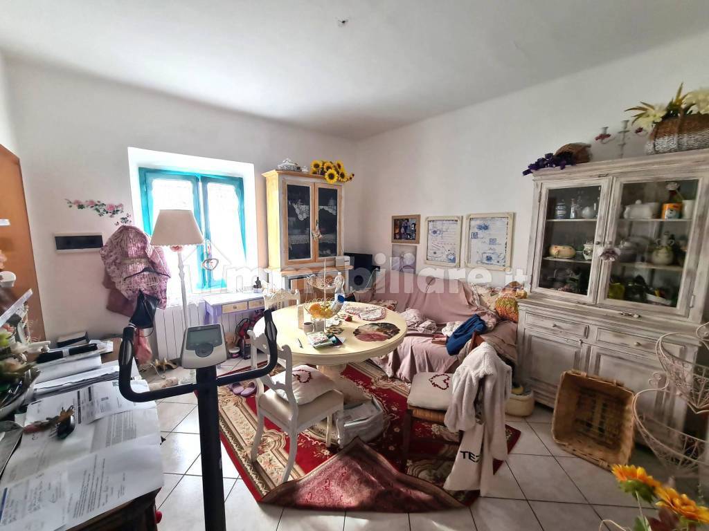 Appartamento in vendita a Castellina Marittima