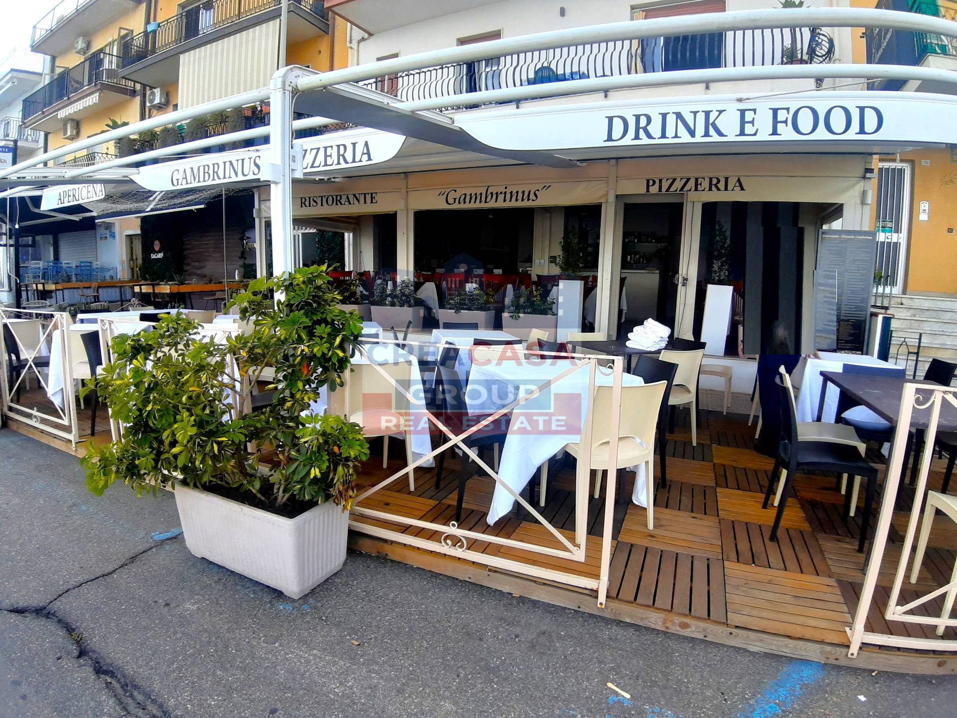 Locale commerciale vista mare a Giardini-Naxos