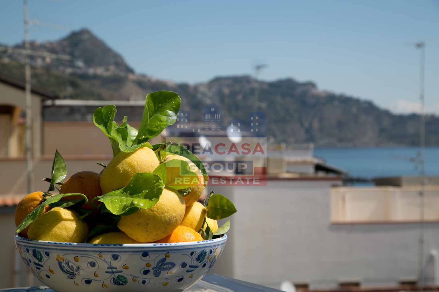B&B in vendita a Giardini-Naxos