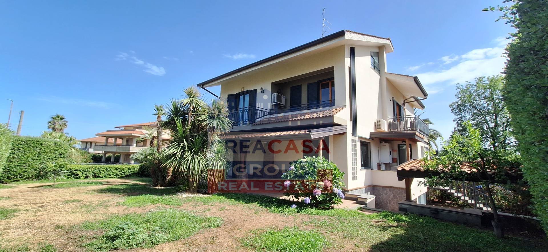 Villa in vendita a Aci Sant'Antonio, Santa Maria La Stella