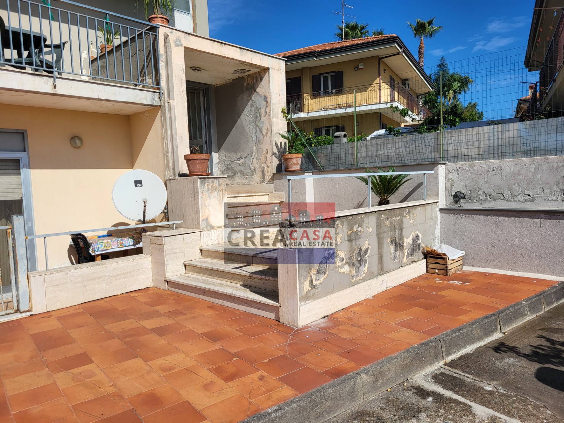 Appartamento con Garage in vendita a Fiumefreddo di Sicilia