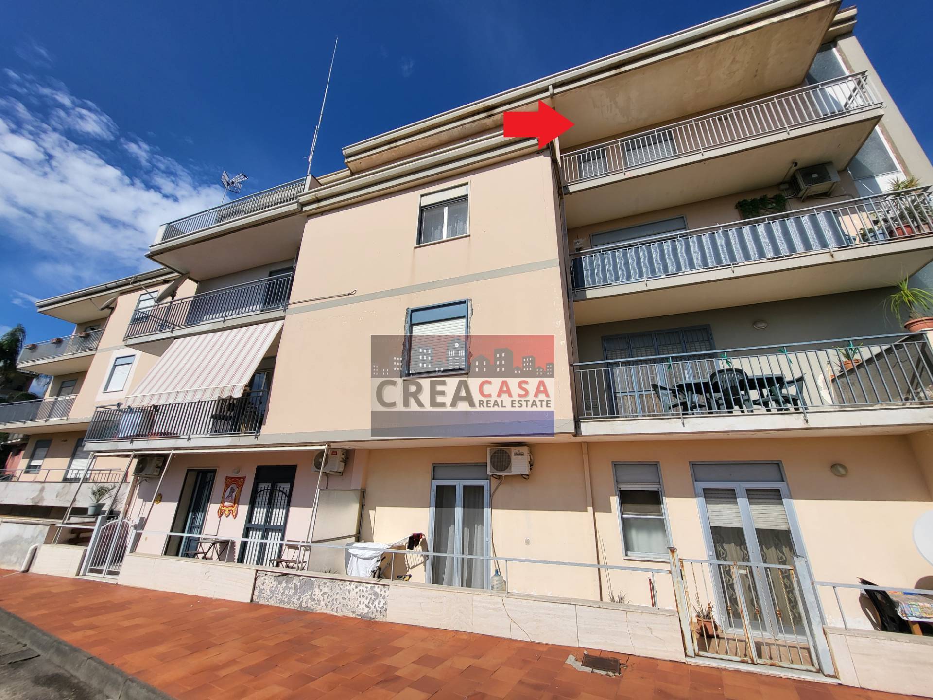 Appartamento con Garage in vendita a Fiumefreddo di Sicilia