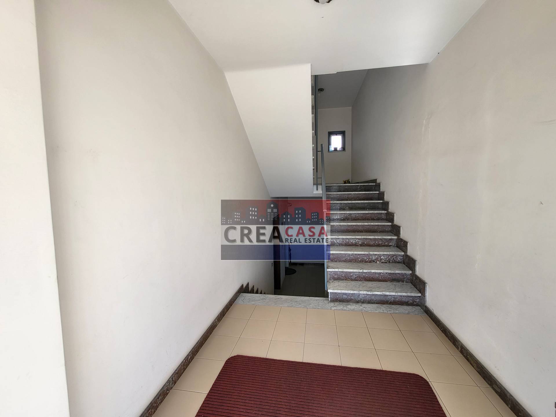 Appartamento con Garage in vendita a Fiumefreddo di Sicilia