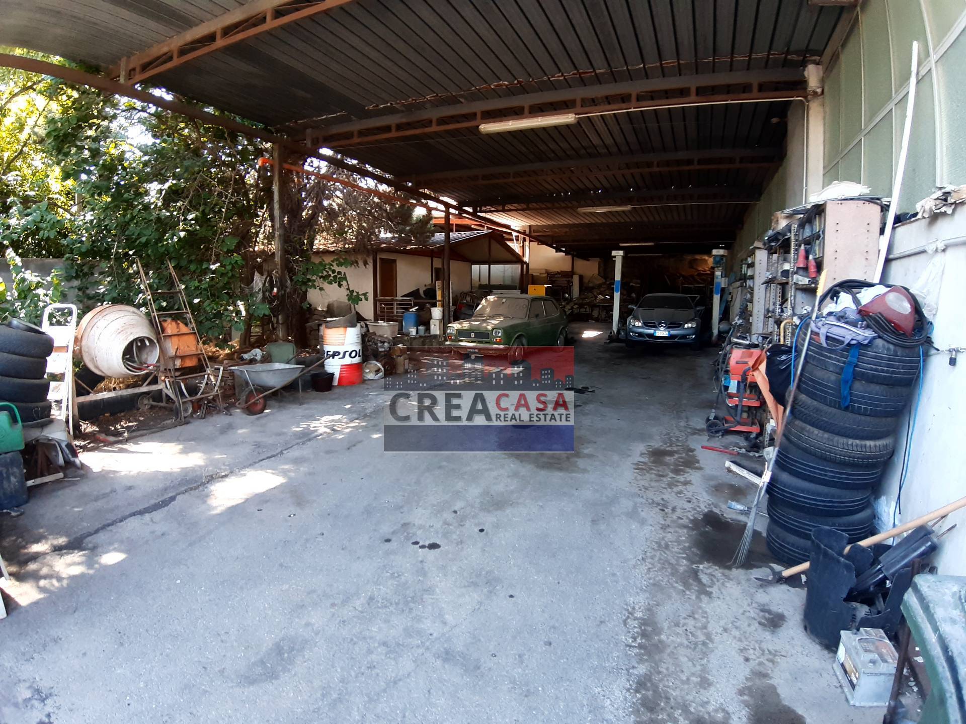 Capannone in vendita a Calatabiano